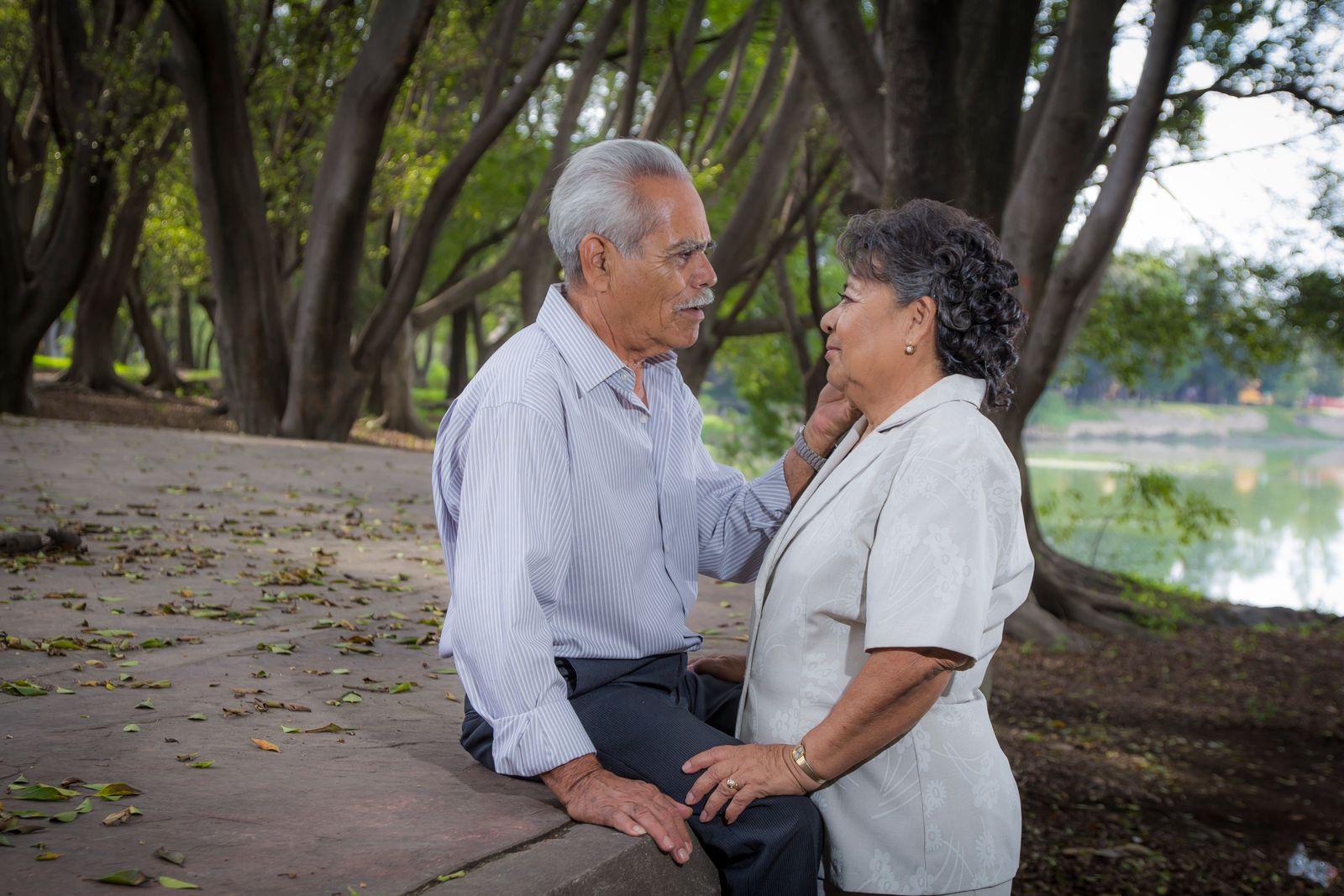 Retired couple spending time together in a park